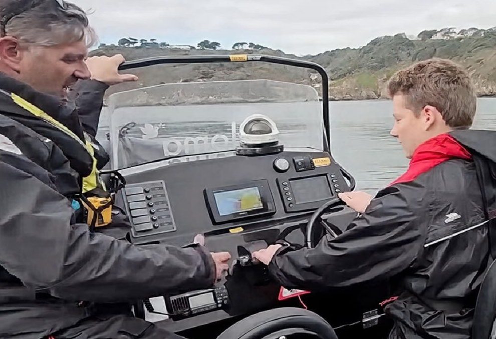 Training Powerboat image